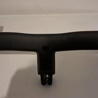 Manubrio integrato full carbon