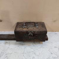 Cassetta militare originale in ferro