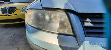 FIAT STILO STATION WAGON 2005 - FARO ANTERIORE DES