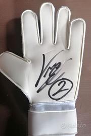 Guanto Uhlsport autografato Emiliano Viviano