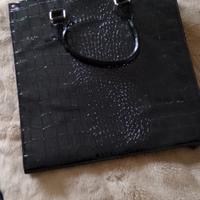 borsa nera nuova mai usata 