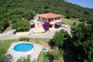 Villa a 10 km da Porto Cervo e 3 km dalla spiaggia