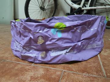Piscina Winnie the Pooh e delfino gonfiabile