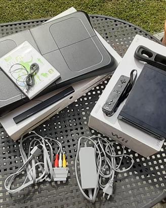 Nintendo Wii - Wii fit plus
