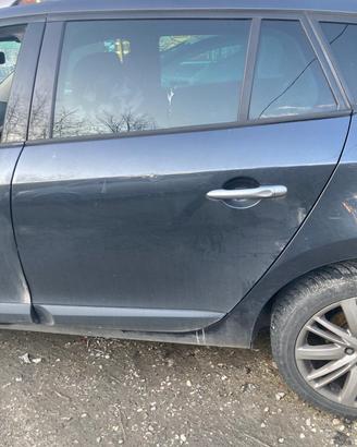 PORTIERA POSTERIORE SINISTRA RENAULT Megane III Gr