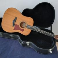 Chitarra acustica Taylor 310