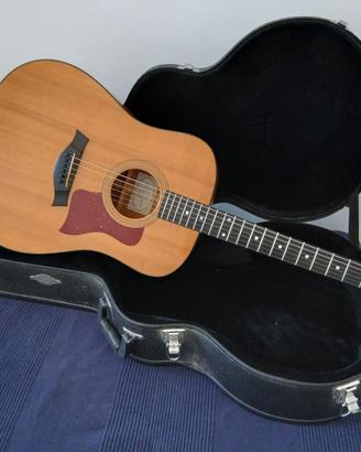 Chitarra acustica Taylor 310