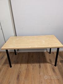 Scrivanie IKEA varie misure