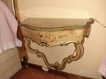 Comodino sospeso stile Roccocò Veneziano fine 700