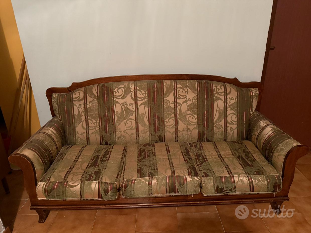 Divano arte povera Mobili usati - Main Image