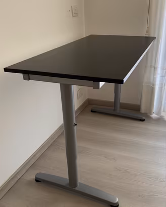Tavolo Scrivania Ufficio IKEA - 60x120cm