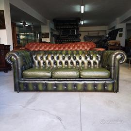 Divano chesterfield club vintage inglese verde 