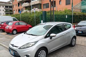Ford Fiesta 1.2 82CV 3 porte Titanium