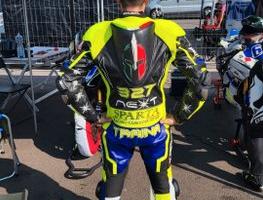 abbigliamento moto personalizzato su misura