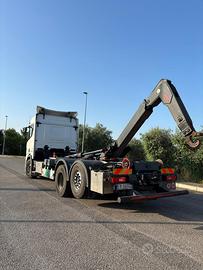 motrice Scania scarrabile