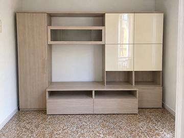 mobile tv stand completo
