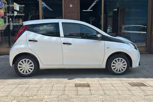 Toyota Aygo 1.0 VVT-i x-clusiv