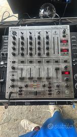 Behringer DJX‑700 Mixer per Dj a 5 Canali