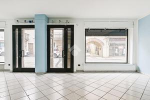 NEGOZIO A MONTEFORTE D'ALPONE