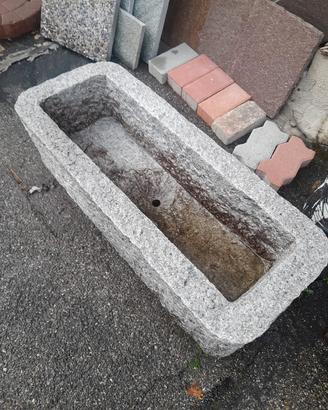 vasi in granito