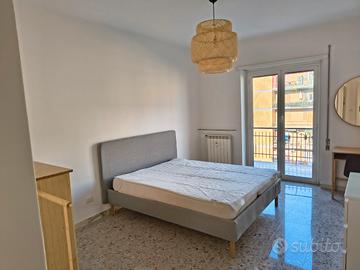 Singola con balcone al Pigneto