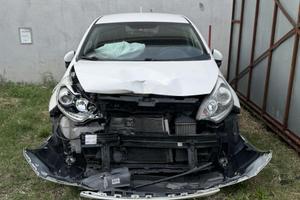 Kia Rio 1.4 CRDI 2016 high tech incidentata