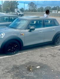 Mini 5 porte 1.2 Benzina