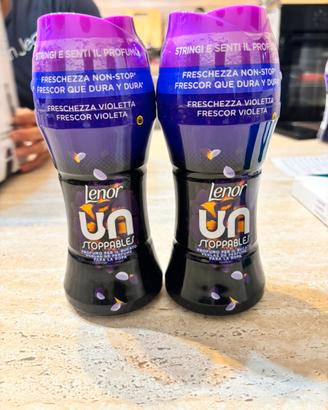 Lenor Unstoppables Freschezza Violetta