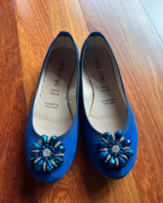 Ballerine in velluto blu elettrico con gioiello 38