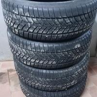 4 Dunlop invernali 235/60/17 106H M+S 2019 6,5mm