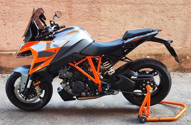 KTM SUPER SUPER DUKE GT