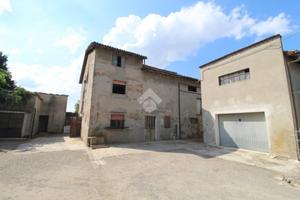 CASA DI CORTE A CAMPEGINE