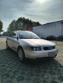 Audi A3 1.6 benzina - 2001