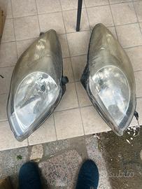 Fari Toyota yaris