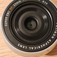 Fujifilm 23mm f2.8  pancake silver nuovo