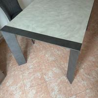 Tavolo cucina allungabile