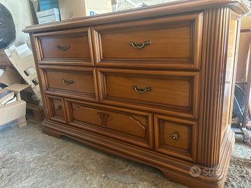 Cassettiera in legno