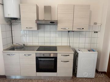 Arredo bilocale completo