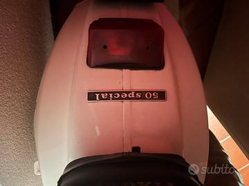 Vespa 50 Special