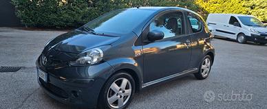 Toyota Aygo 1.0 12V VVT-i 3 porte Sol
