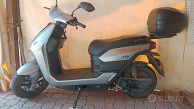 Scoter YADEA T9 elettrico 