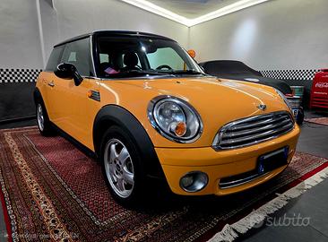 MINI R56 1.4 One- UNICA- AUTOM- TETTO 70mila km 