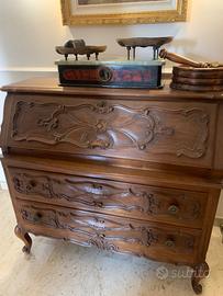 Mobile  per ingresso stile barocco piemontese