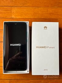 Huawei P Smart 2019 con scatola