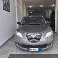 Lancia Ypsilon 1.2 69 CV 5 porte GPL Ecochic Plati