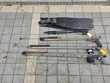 Fucili subacquei e pinne