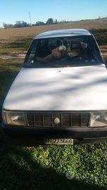 lancia Y10 pezzi ricambio 