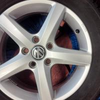 gomme invernali con cerchi 205-55-16