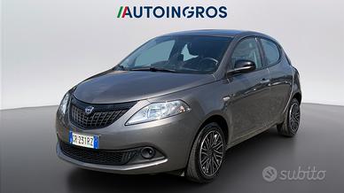 LANCIA Ypsilon 1.0 firefly hybrid Silver s&s 70cv