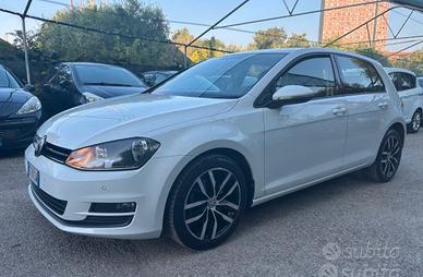 Volkswagen Golf 5p 1.2 tsi Highline 85cv